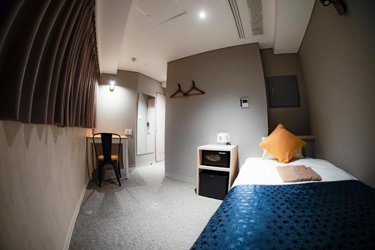 Hotel S-Presso North Osaka Bagian luar foto