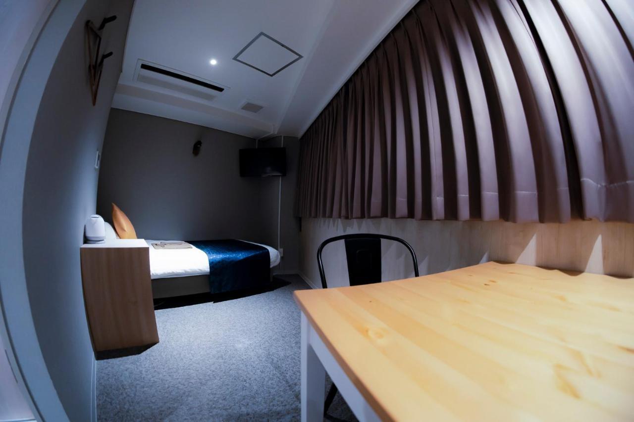 Hotel S-Presso North Osaka Bagian luar foto
